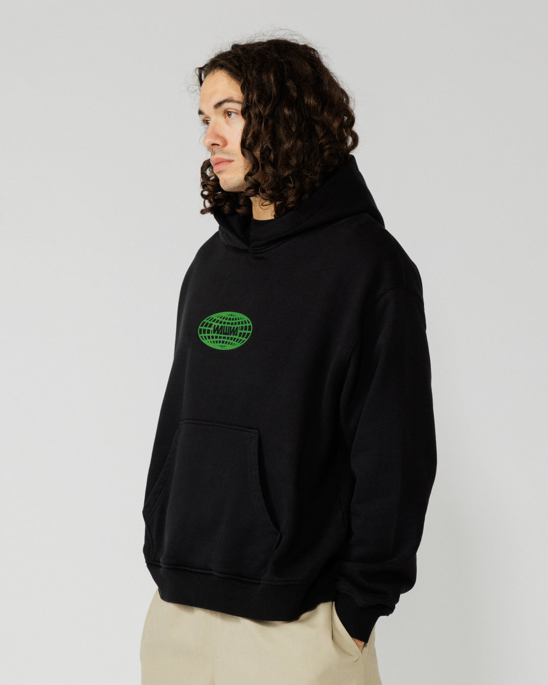 Global Logo Hoody - Black