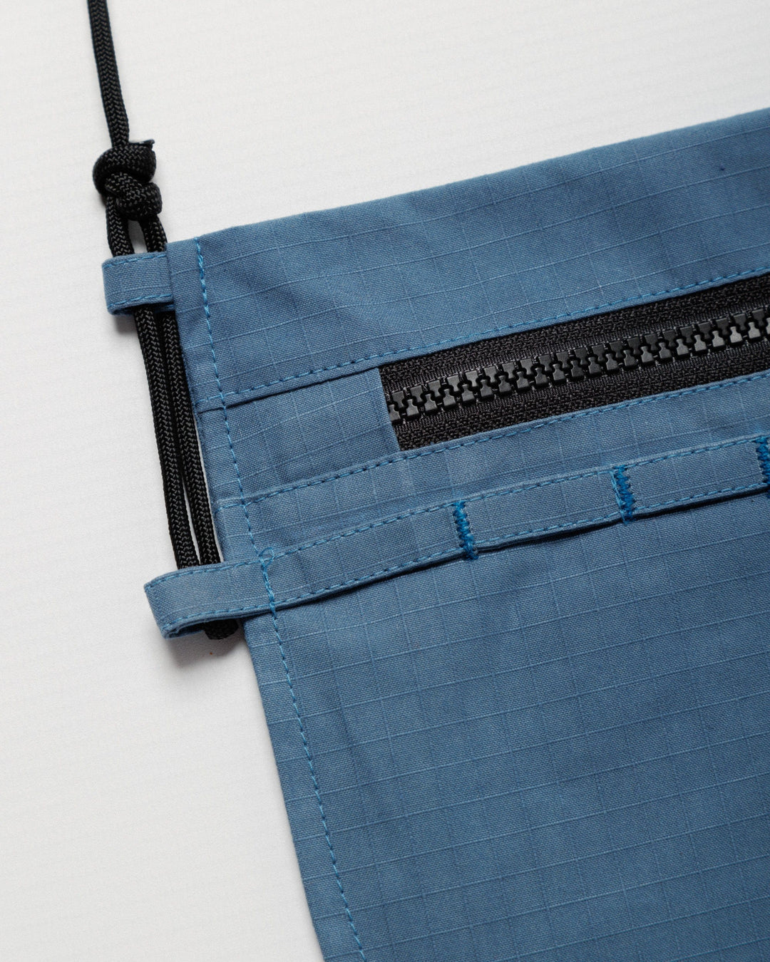 Bar Tack Sacoche - Slate Blue