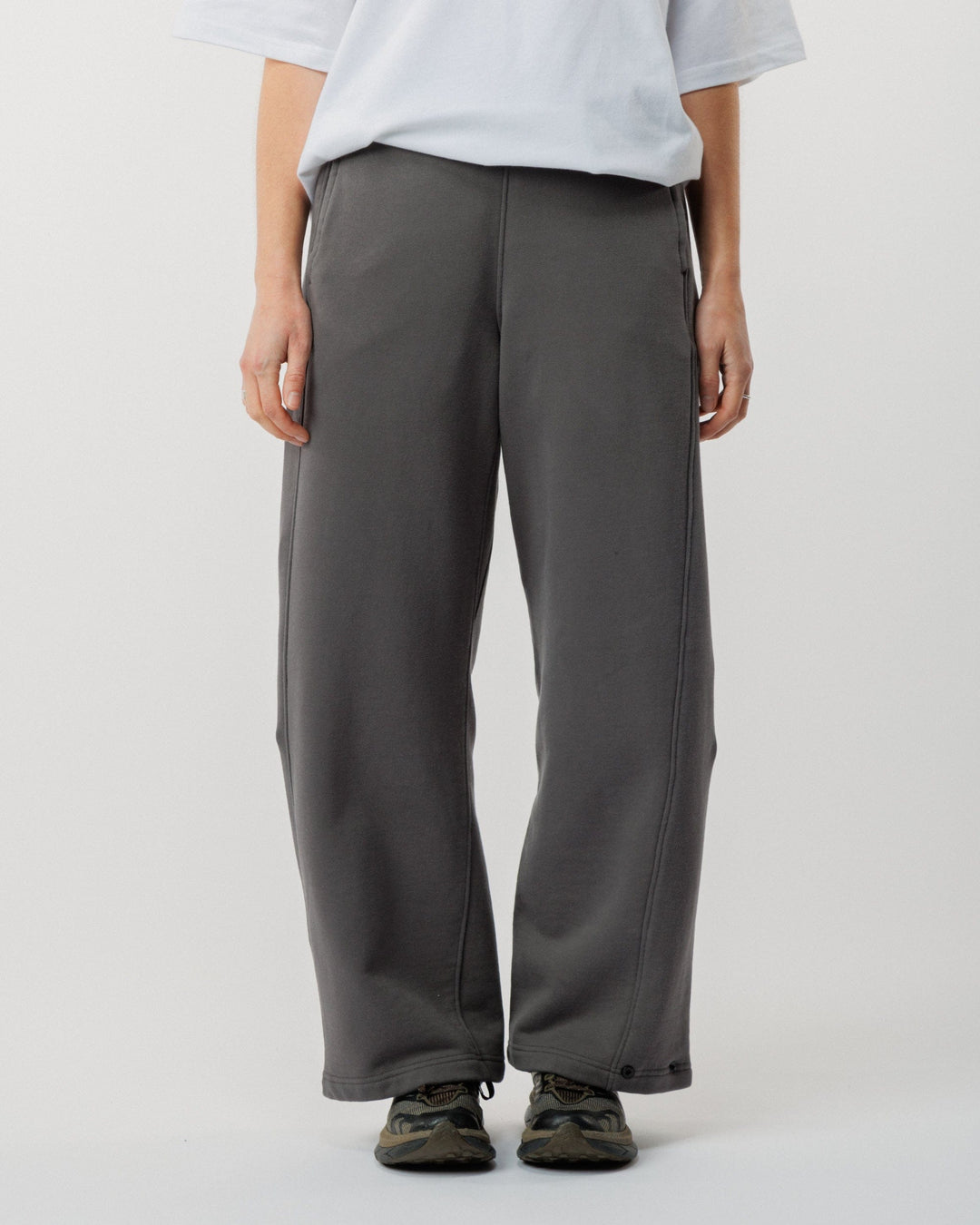 Zama Sweatpant - Slate