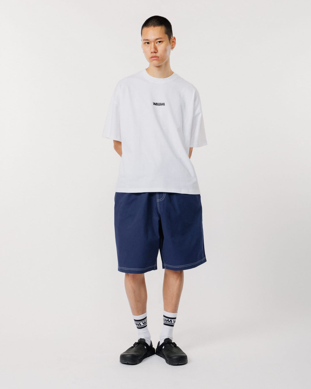 Zama Shorts - Navy/ White