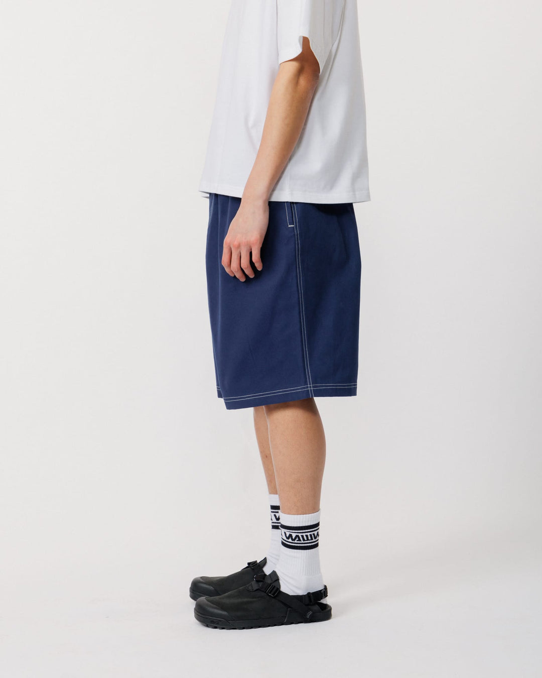 Zama Shorts - Navy/ White