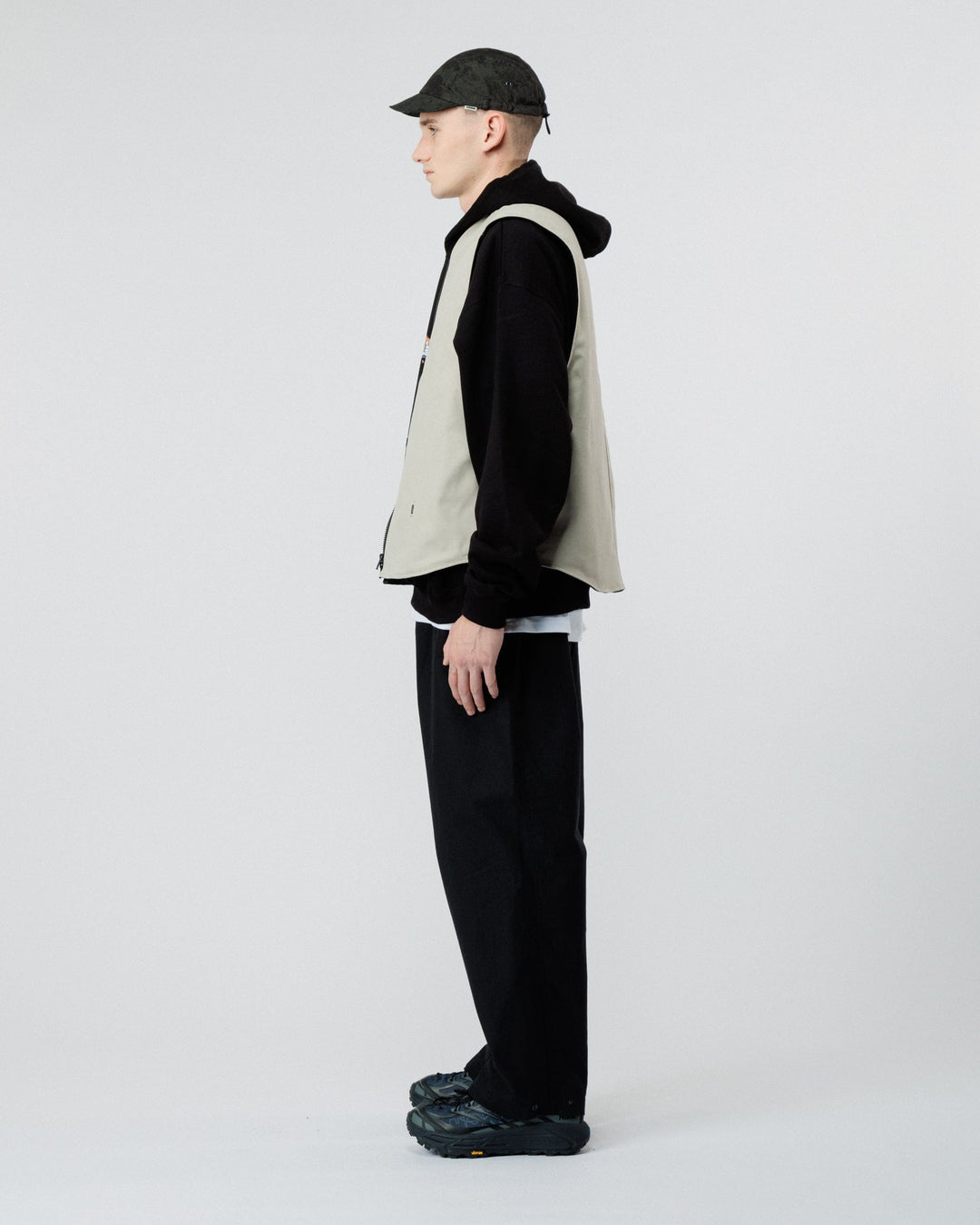 Mill Vest - Stone