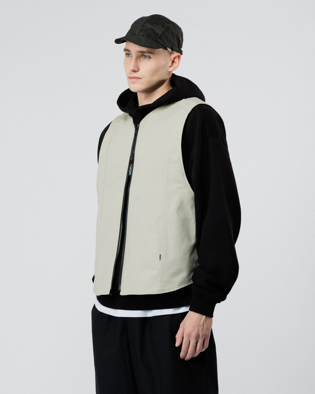 Mill Vest - Stone