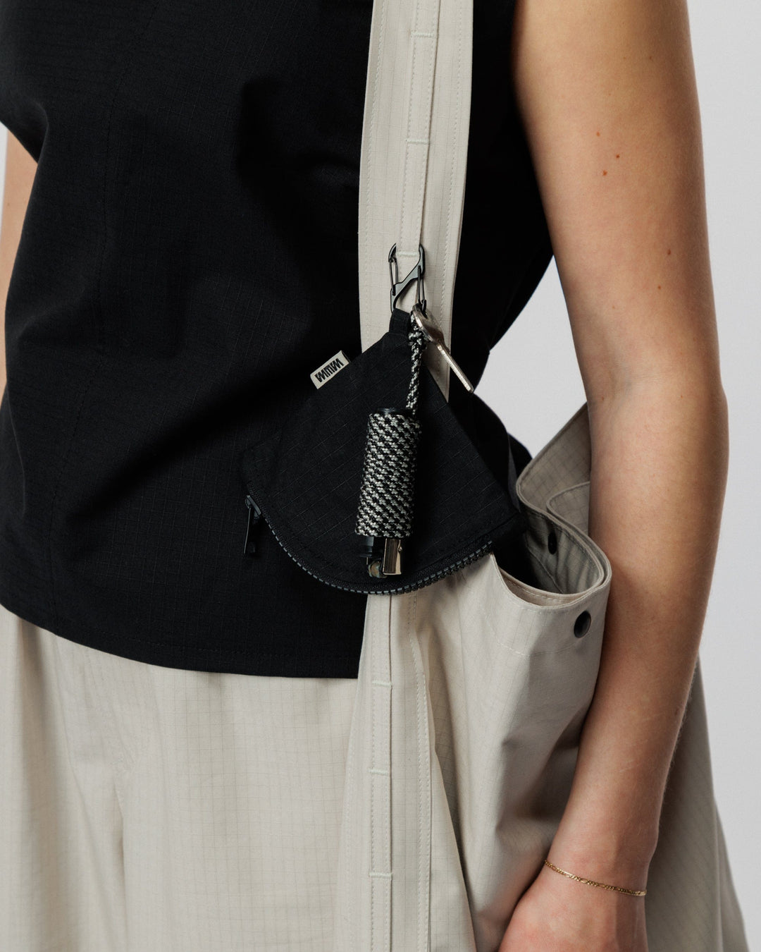 Pie Pouch - Black/White